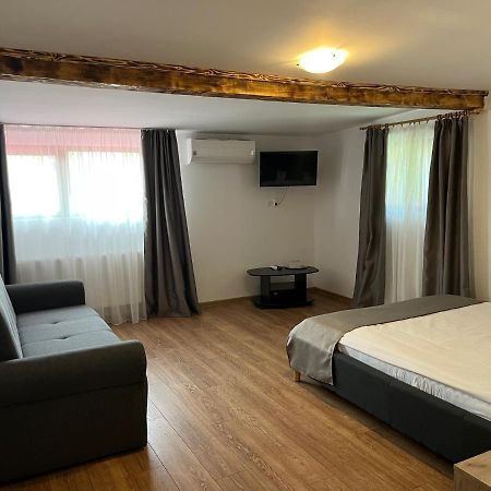 Gilgau Casa Someseana旅馆 外观 照片